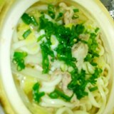 鍋のスープを使って簡単に鍋焼き風うどん